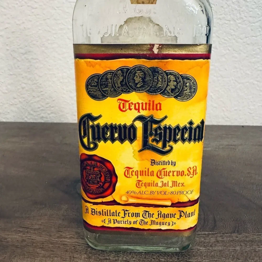 Vintage Jose Cuervo Tequila Especial Glass Bottle